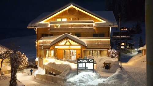 Гостиница Caschu Alp Boutique Design Hotel Stoos