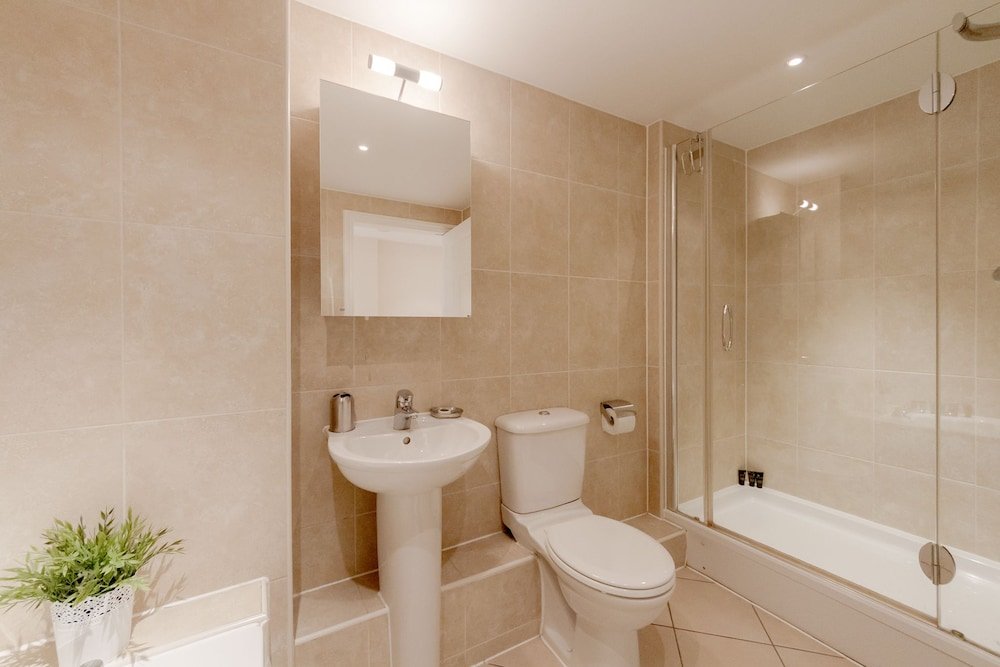 Фото Roomspace -The Courtyard Penthouse