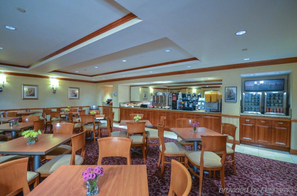 Фото San Carlos Hotel