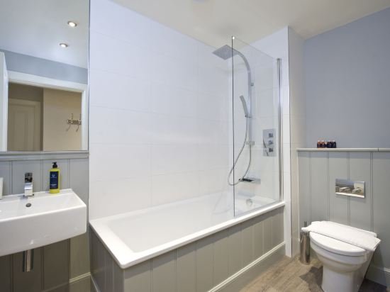 Фото No. 1 Apartments – George IV Bridge