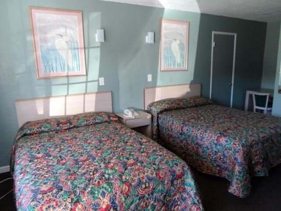 Фото Economy Inn