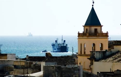 Фото отеля 1