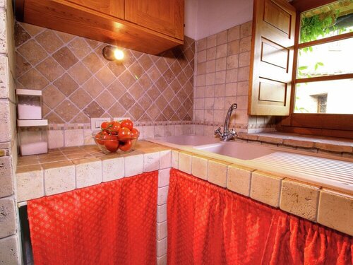 Гостиница Rustic Villa with Private Pool near Montepulciano в Монтепульчане