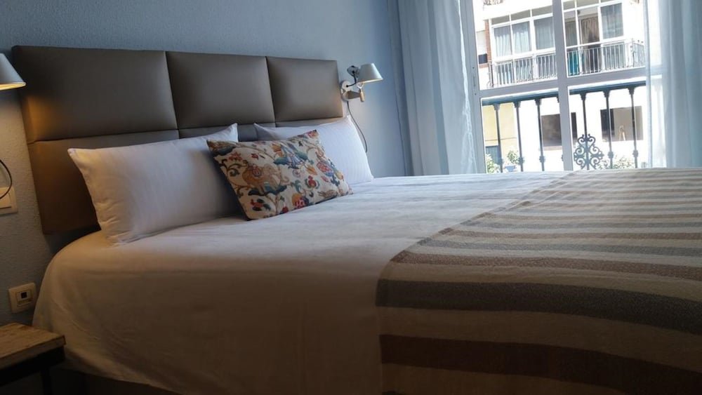 Фото Malaga Lodge