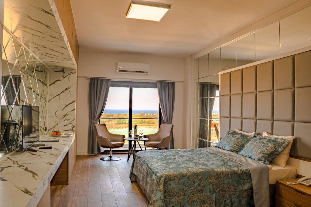 Фото Novel Centre Point Hotel