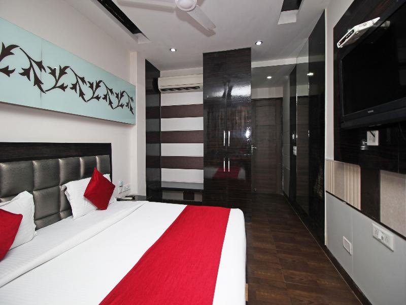 Фото Oyo 464 Hotel Lotus Palace