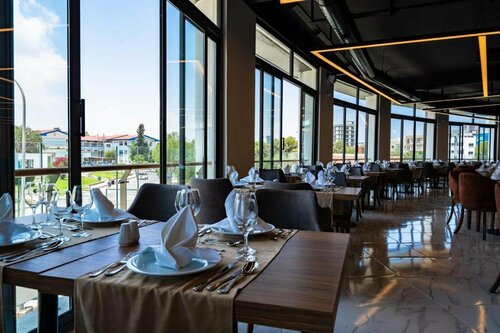 Гостиница Novel Centre Point Hotel в Районе Фамагуста
