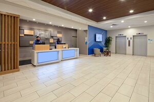 Гостиница Holiday Inn Express Los Angeles Lax Airport by Ihg