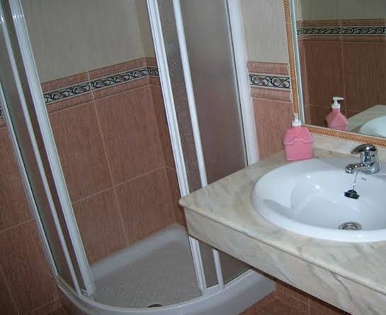 Фото Hostal Gran Vía