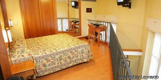 Фото Le Petit Hotel