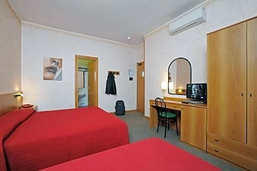 Гостиница Tuscia Hotel в Витербо