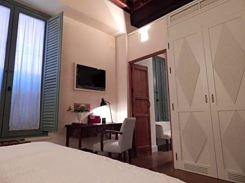 Фото Hotel Boutique Corral del Rey