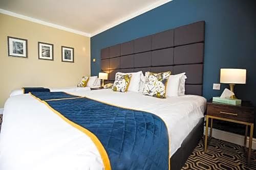 Фото Rossett Hall Hotel