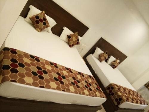 Внешний вид отеля Hotel Delux Inn в Агре, фото 3