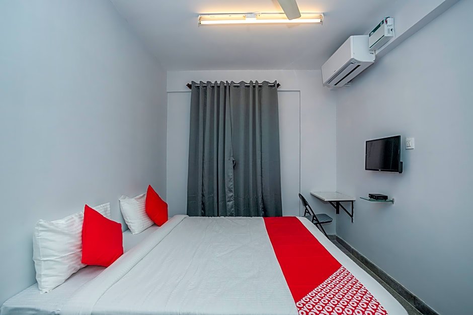 Фото Spot On 49477 Hotel Galaxy