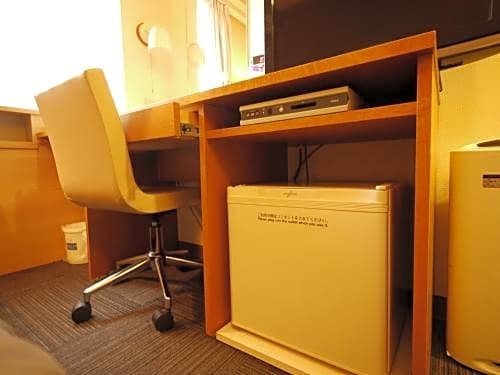 Фото Hotel Route-Inn Kanda Ekimae