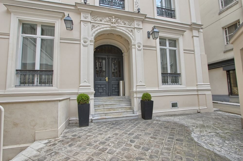 Фото Timhotel Opéra Blanche Fontaine