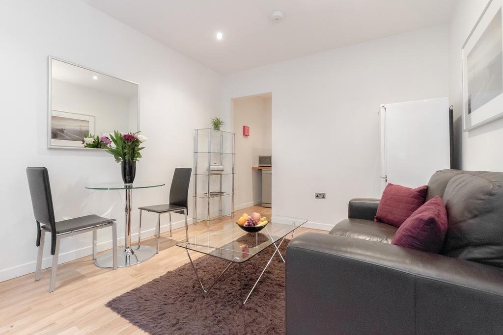 Фото Roomspace Apartments -Watling Street