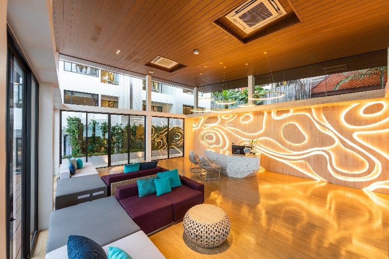 Фото Liv Hotel Phuket Patong Beachfront