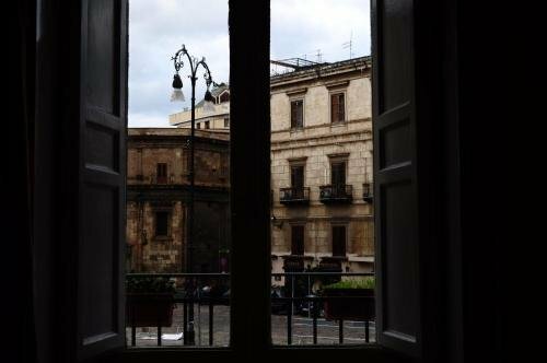 Внешний вид отеля Kalamarina Rooms B&b в Палермо, фото 5