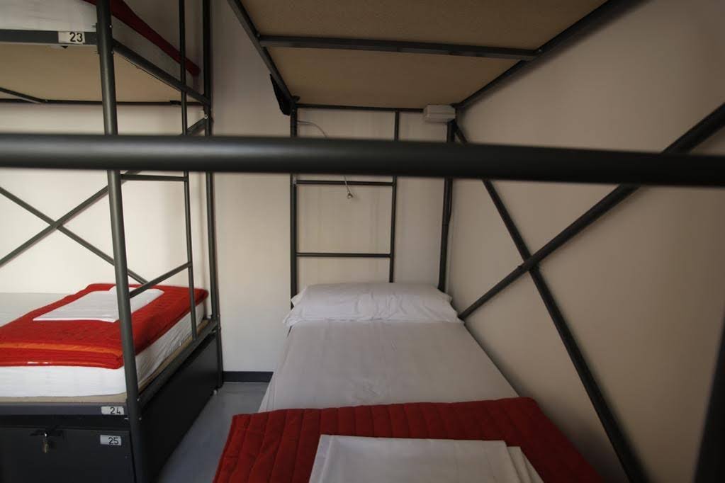 Фото Traveller Box Hostel