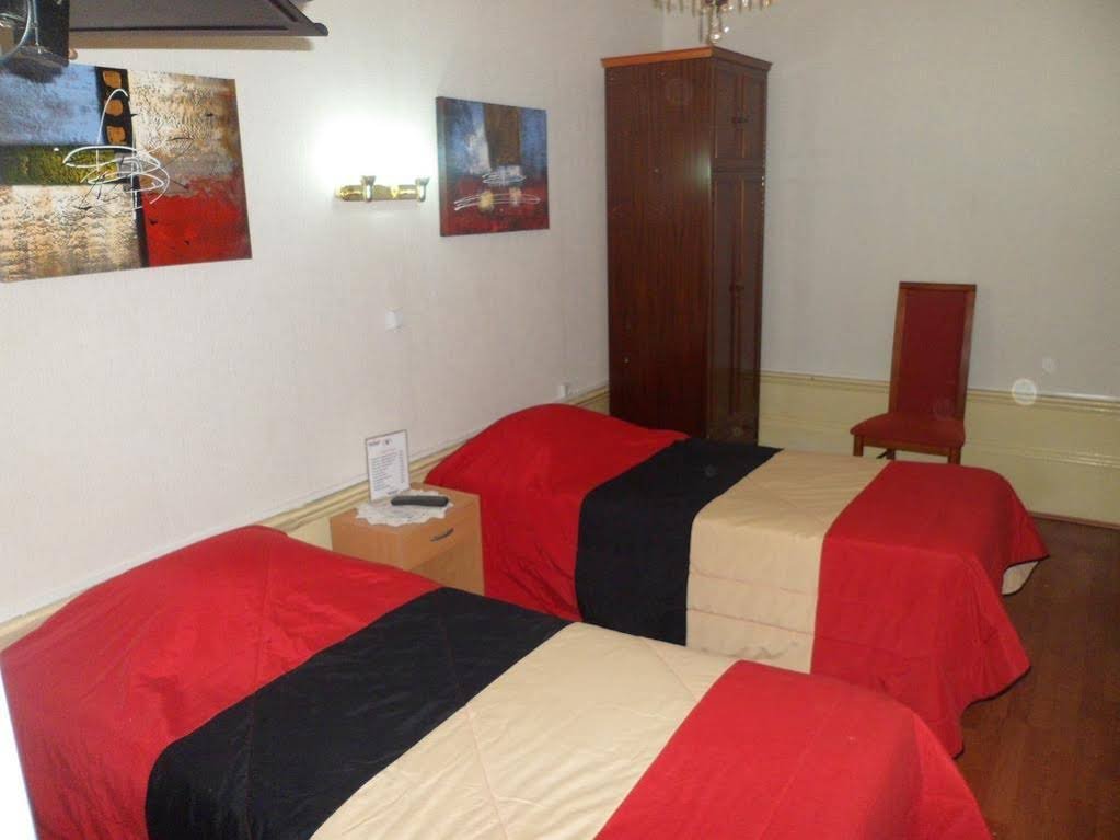 Фото Pensao Residencial D. Filipe I