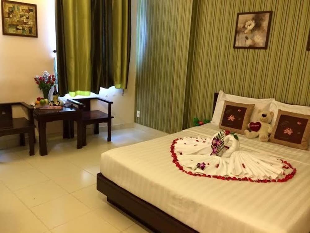 Фото Sen Saigon Hotel