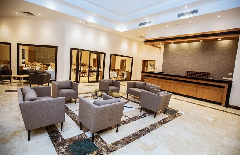 Гостиница Sky View Suites Hotel в Хургаде
