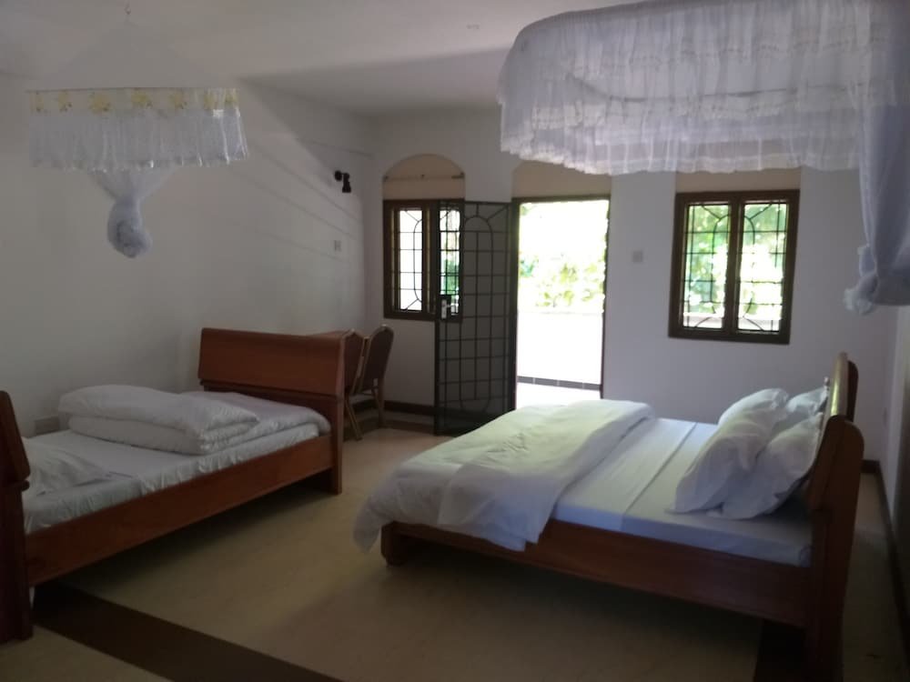 Фото Azure Boutique Resort