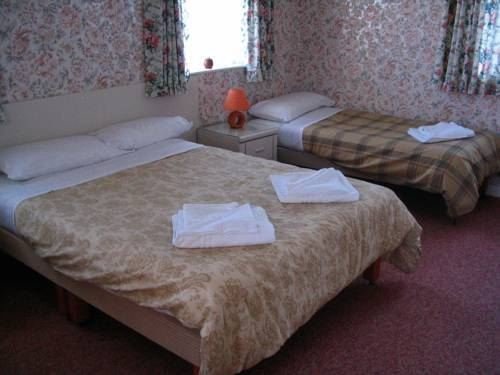 Фото Broadway Hotel