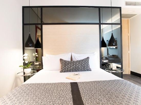 Фото Antigon Urban Chic