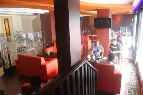 Гостиница Manise Hotel в Амбоне