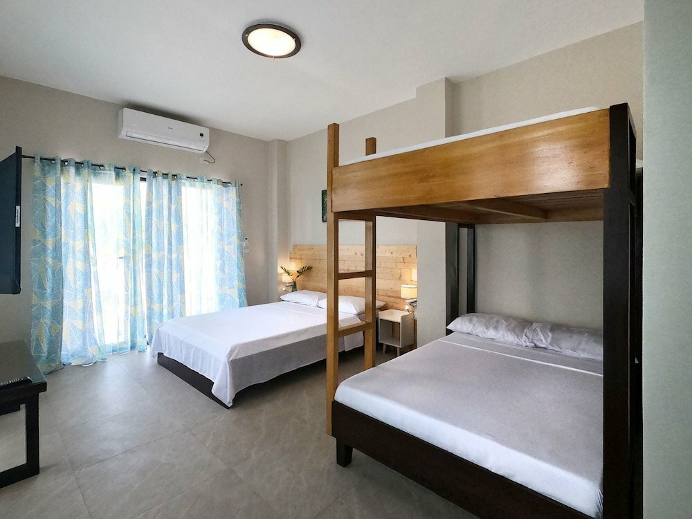 Hotel Rold and Roub Home Suites by Cocotel, Province of Oriental Mindoro, photo