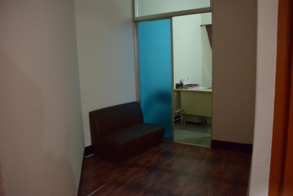 Фото Bachelor Point Home Stay