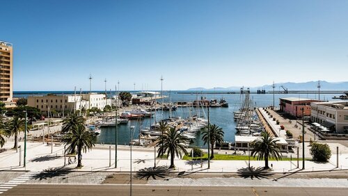 Гостиница Birkin Marina в Кальяри