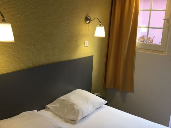 Фото Au Patio Morand Hotel