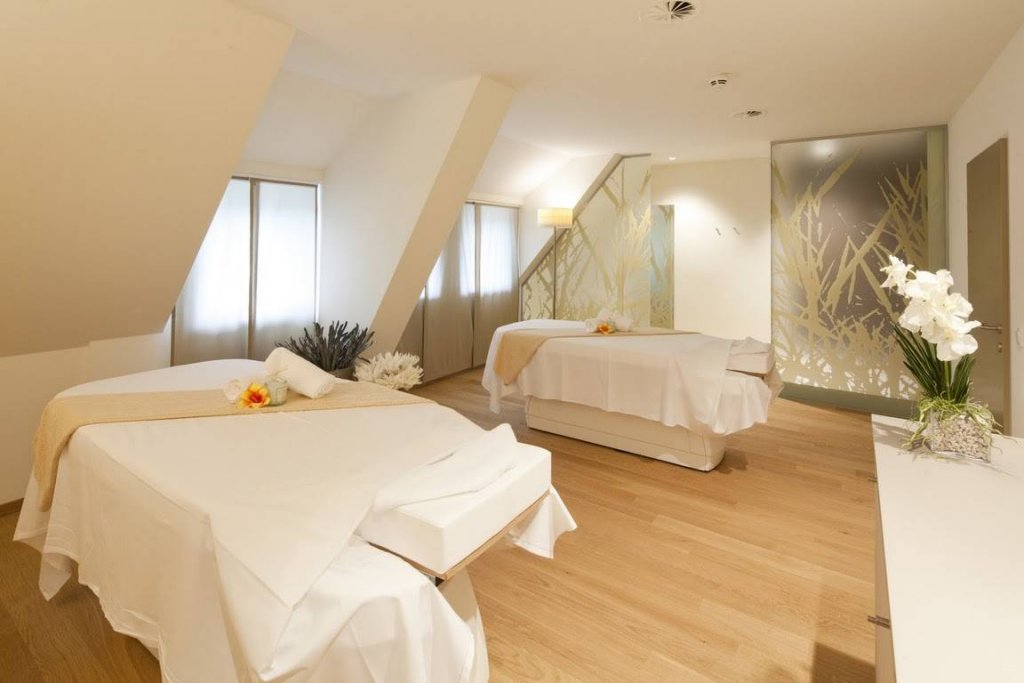 Фото Seehotel am Kaiserstrand