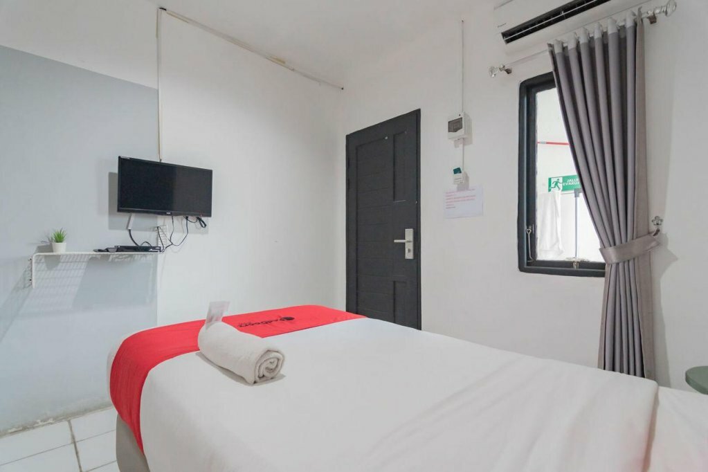 Hotel Sani Guest House by Oyo Rooms, Balikpapan, photo