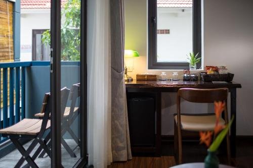 Фото The Blue Alcove