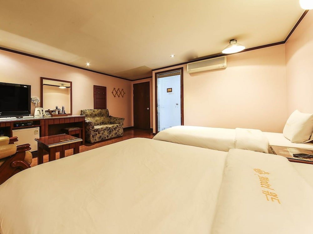 Фото Hotel With