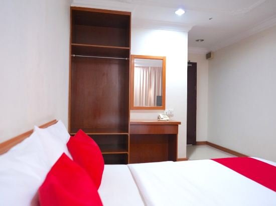 Фото Oyo 44051 Sunlight Inn
