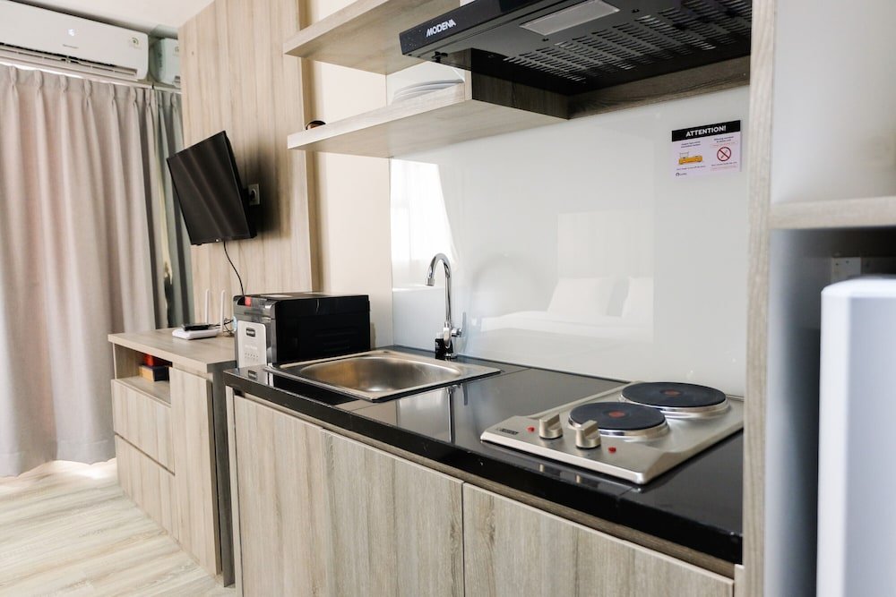 Фото Spacious And Wonderful 1Br Tamansari Bintaro Mansion Apartment