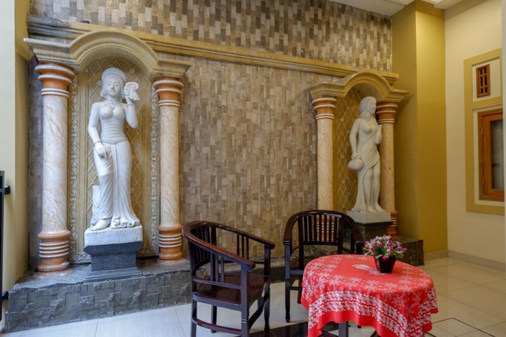 Hotel RedDoorz near Mm Ugm, Earth, photo