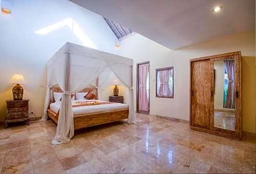 Фото Royal Villa Jepun