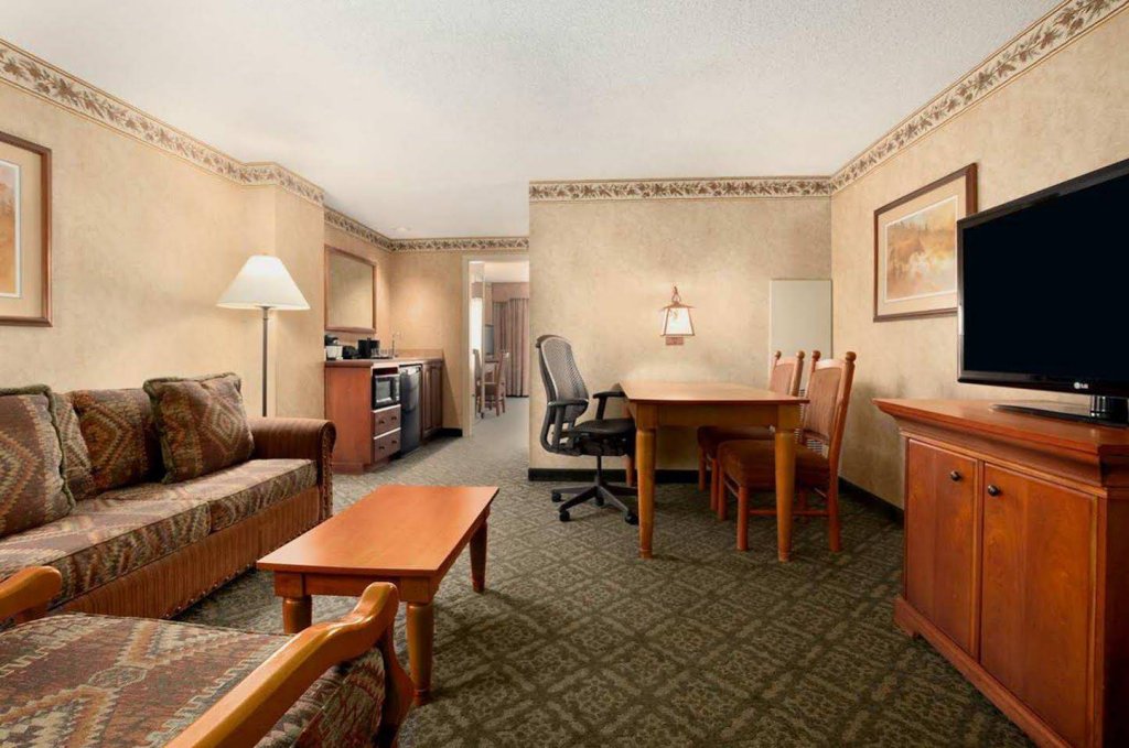 Фото Embassy Suites by Hilton Dallas Dfw Airport North