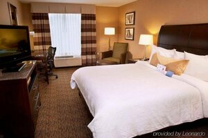 Гостиница Hilton Garden Inn St. Louis Airport
