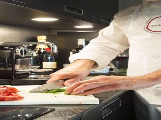 Фото Godó Luxury Apartment Passeig de Gracia