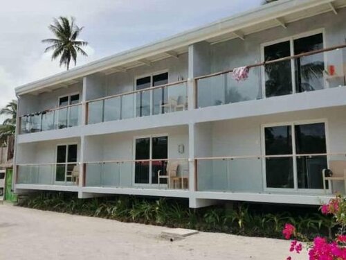 Апартаменты Reef Beach Resort