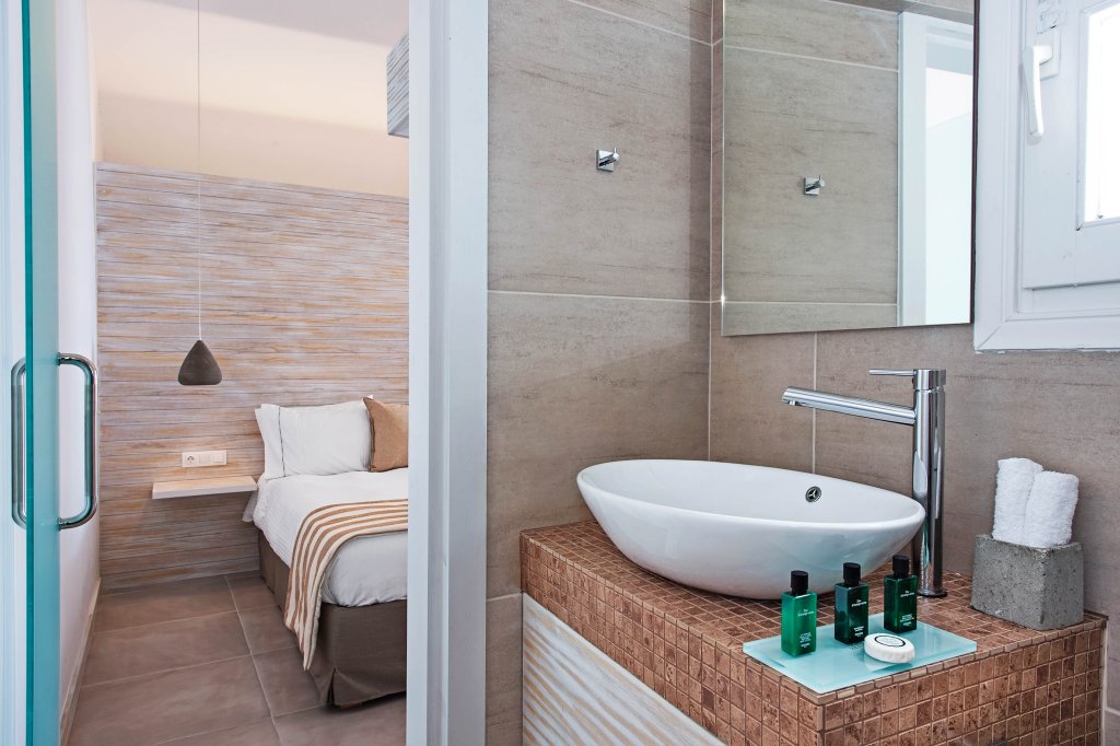 Фото Athina Luxury Suites