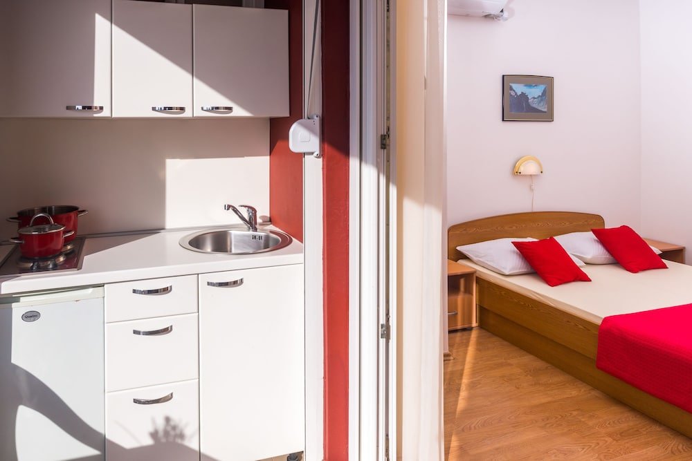 Фото Pool Apartments Galeb